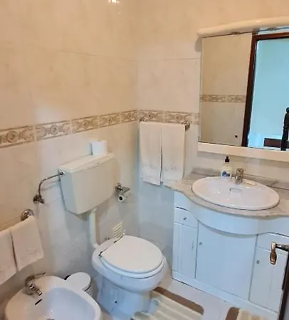 Lägenhet Lovely Modern Duplex 3 Bedroom Flat In Quiet Area *