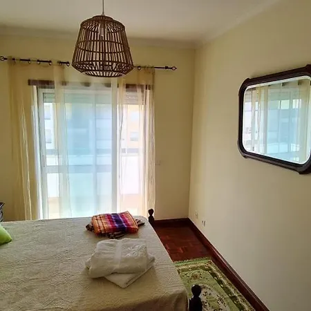 Lovely Modern Duplex 3 Bedroom Flat In Quiet Area Tavarede