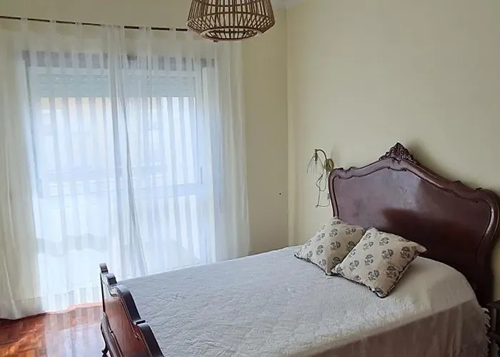 Lovely Modern Duplex 3 Bedroom Flat In Quiet Area Appartement Tavarede